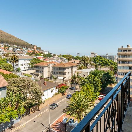 Cape Royale Luxury By Nivar Cape Town Exterior photo